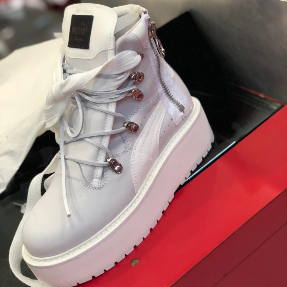 Rihanna Fenty Puma Boots 4SALE !!!